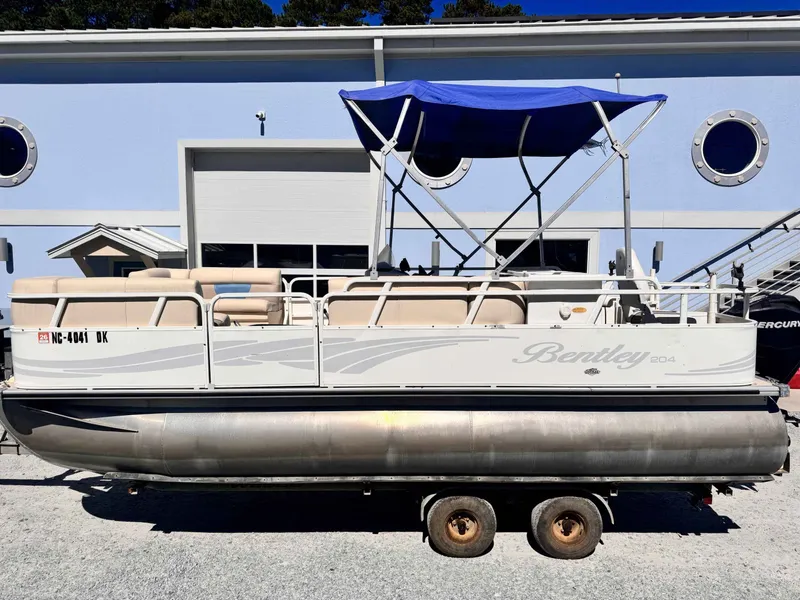 The Image of Bentley Pontoons 204 Four Point Pontoon 2008 - 1