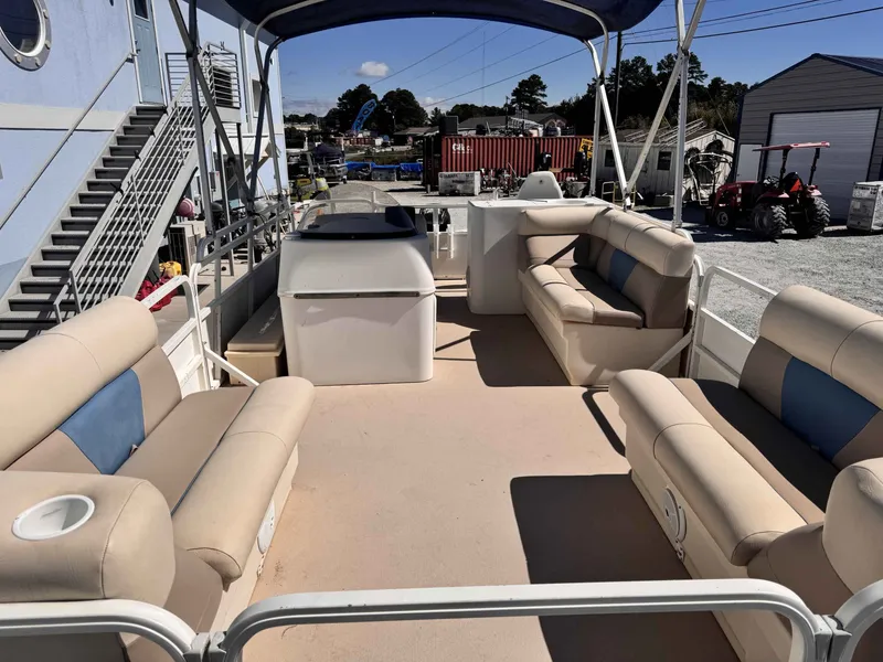 Slide: The Image of Bentley Pontoons 204 Four Point Pontoon 2008 - 4