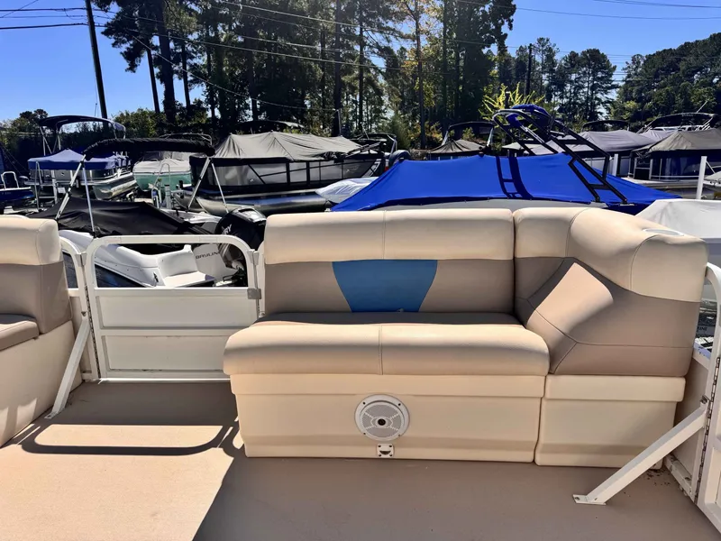 Slide: The Image of Bentley Pontoons 204 Four Point Pontoon 2008 - 5