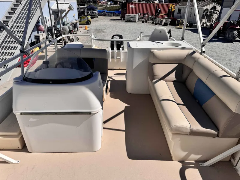 Slide: The Image of Bentley Pontoons 204 Four Point Pontoon 2008 - 7