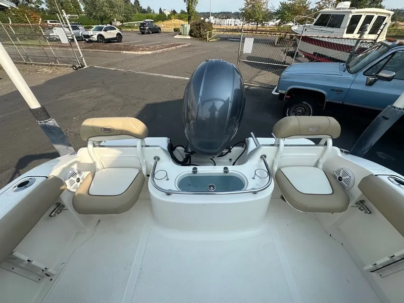 Slide: The Image of Key West 211 Dual Console 2017 - 5