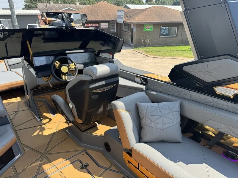 Slide: The Image of Nautique Super Air Nautique G25 Paragon 2026 - 10