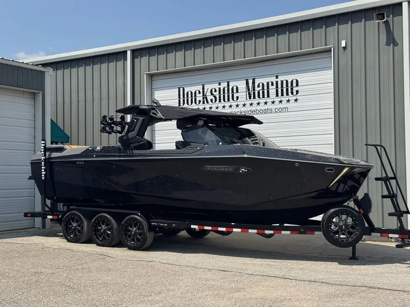 Slide: The Image of Nautique Super Air Nautique G25 Paragon 2026 - 2