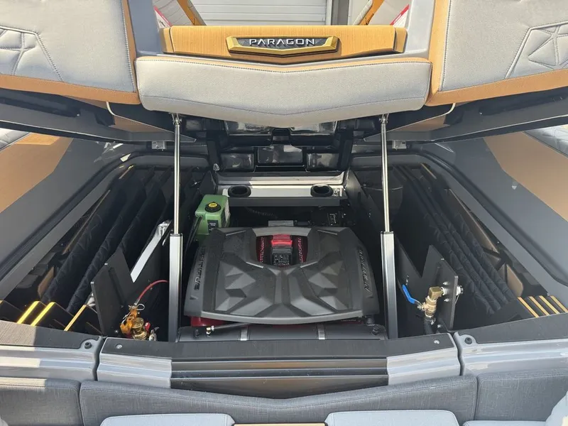 Slide: The Image of Nautique Super Air Nautique G25 Paragon 2026 - 30