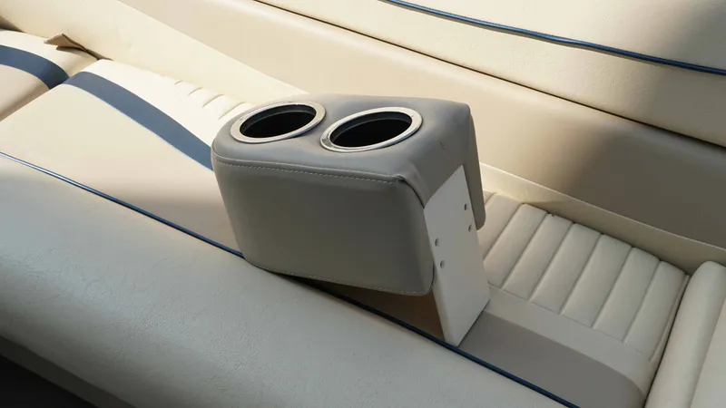 Slide: The Image of Bennington 2075 GLI 2010 - 12