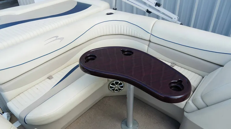 Slide: The Image of Bennington 2075 GLI 2010 - 20