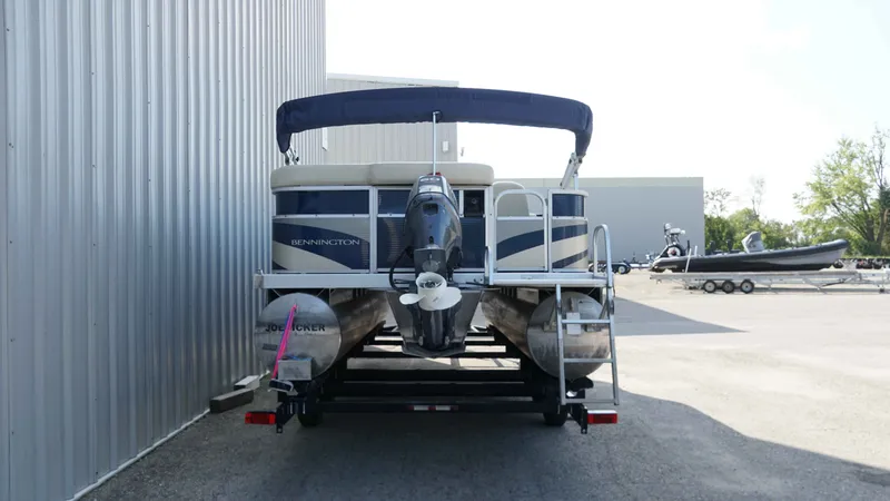 Slide: The Image of Bennington 2075 GLI 2010 - 5