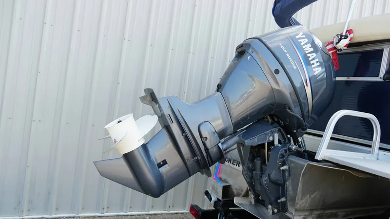 Slide: The Image of Bennington 2075 GLI 2010 - 6