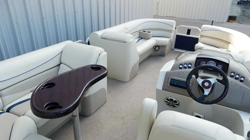 Slide: The Image of Bennington 2075 GLI 2010 - 8