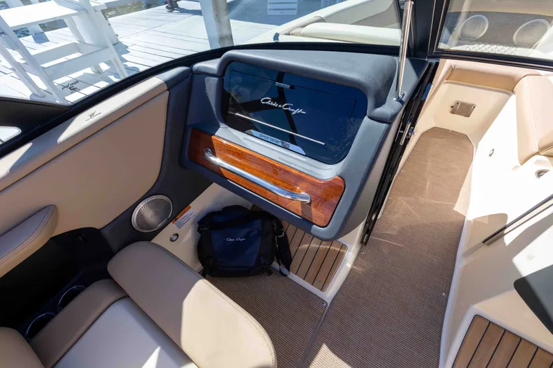 Slide: The Image of Chris-Craft Sportster 25 2026 - 13