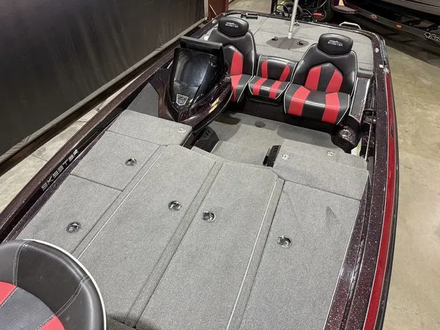 Slide: The Image of Skeeter ZX250 W/Yamaha 250 2020 - 11