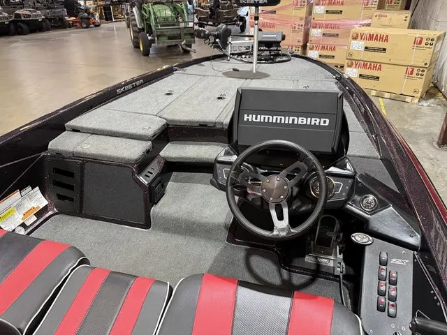 Slide: The Image of Skeeter ZX250 W/Yamaha 250 2020 - 14