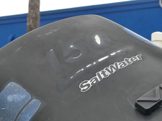 Slide: The Image of Caravelle 210 Center Console 2000 - 10