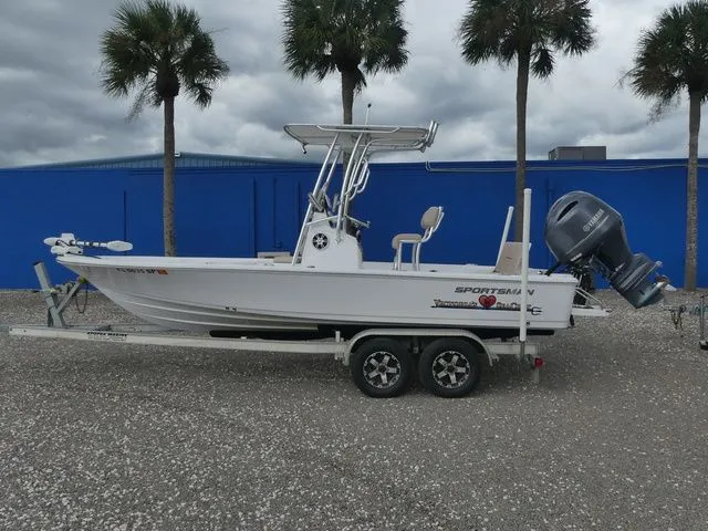 Slide: The Image of Sportsman Tournament 214 Bay Boat 2020 - 7