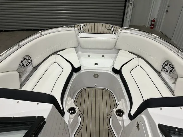 Slide: The Image of Stingray 231 DC 2026 - 13