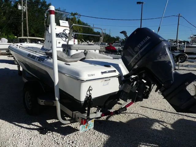 Slide: The Image of Skeeter ZX 20 2012 - 3