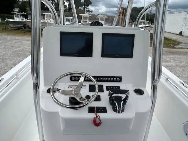 Slide: The Image of Contender 24 Sport 2024 - 10