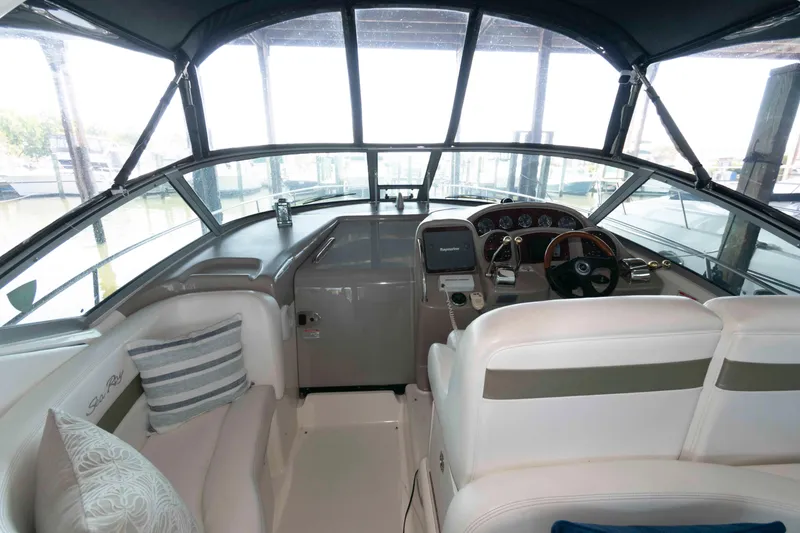 Slide: The Image of Luxurious seating area on 2006 Sea Ray 320 Sundancer yacht with stylish cushions. - 4