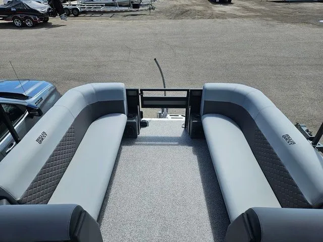 Slide: The Image of Angler Quest 8524 Pro Troll 2025 - 10