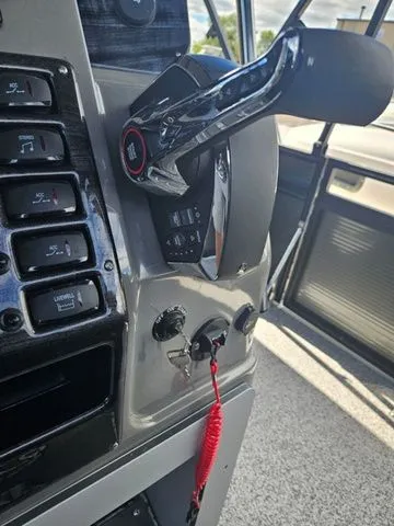 Slide: The Image of Angler Quest 8524 Pro Troll 2025 - 12