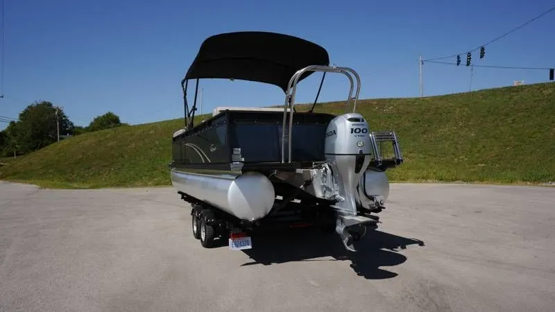 Slide: The Image of Qwest 822 Splash Pad RWLTZ 2023 - 10