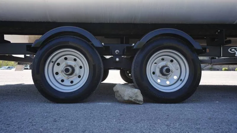 Slide: The Image of Qwest 822 Splash Pad RWLTZ 2023 - 17