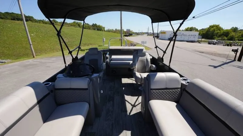 Slide: The Image of Qwest 822 Splash Pad RWLTZ 2023 - 29