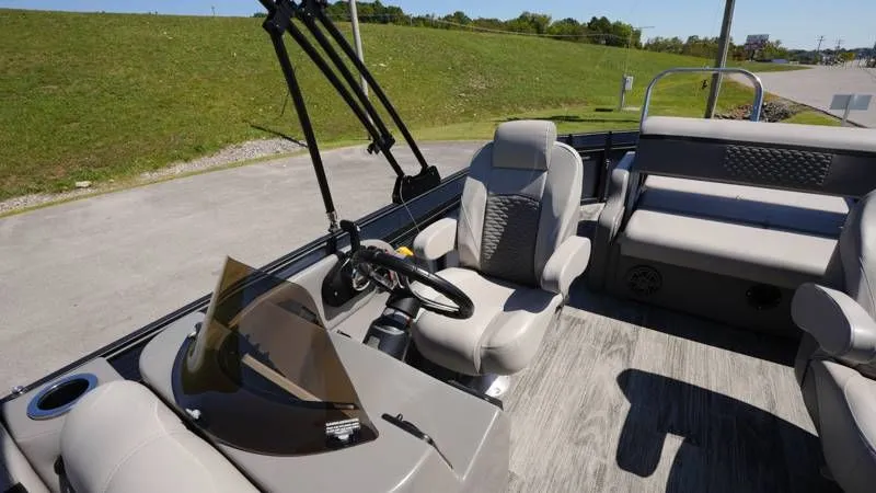 Slide: The Image of Qwest 822 Splash Pad RWLTZ 2023 - 71