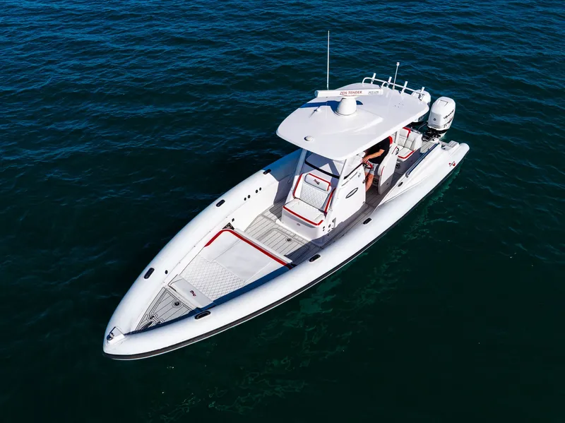 Slide: The Image of Airship 340 RIB 2020 - 10