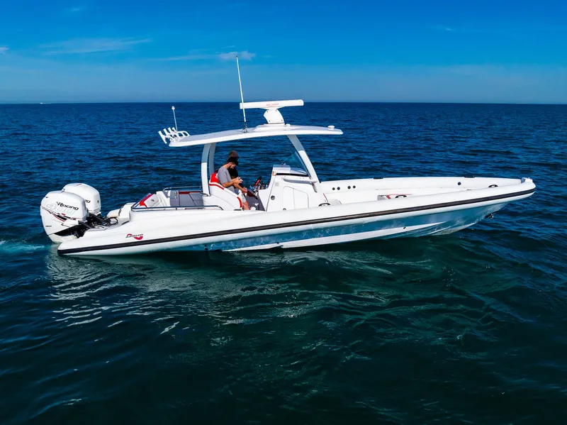 Slide: The Image of Airship 340 RIB 2020 - 13