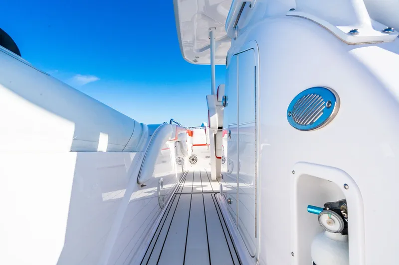 Slide: The Image of Airship 340 RIB 2020 - 31