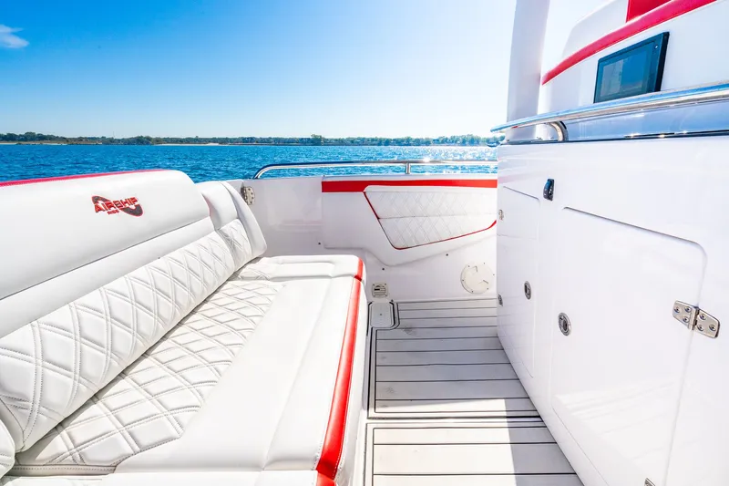 Slide: The Image of Airship 340 RIB 2020 - 36