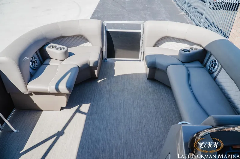 Slide: The Image of Bennington 22SSBXP 2018 - 10