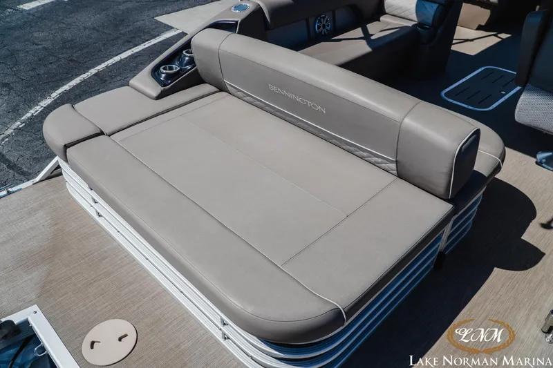 Slide: The Image of Bennington 22SSBXP 2018 - 6