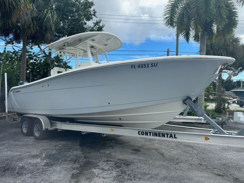 Slide: The Image of Cobia 280 2021 - 1