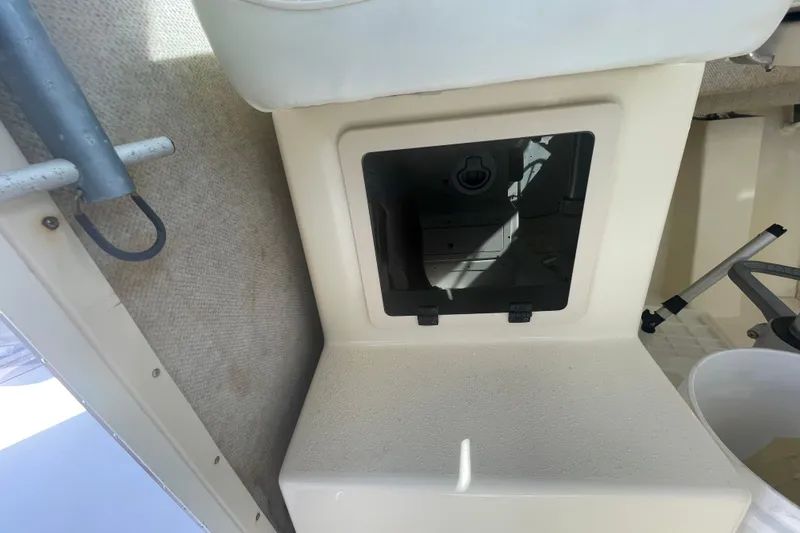 Slide: The Image of 2007 Parker 2820 XLD Sport Cabin interior storage compartment. - 40