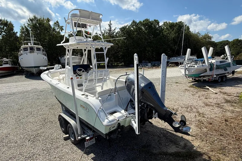 Slide: The Image of Sea Hunt Ultra 229 - 4