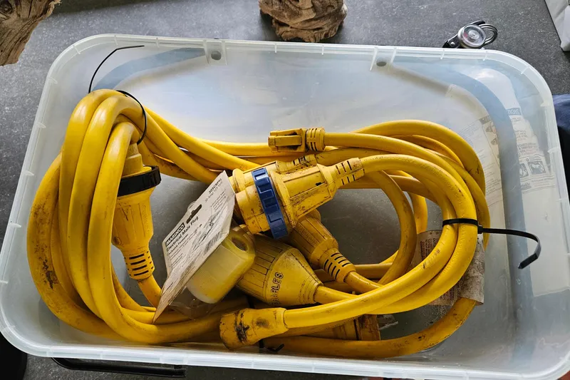 Slide: The Image of Protective cover for 2002 Contender 31 Open boat, featuring Yamaha branding. - 58