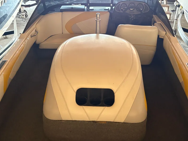 Slide: The Image of Malibu SPORTSETTER LX 2002 - 13