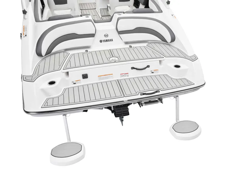 Slide: The Image of Yamaha 195S 2026 - 5