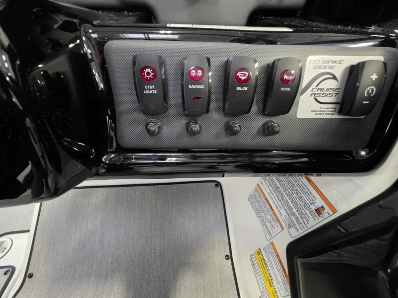 Slide: The Image of Yamaha AR195 2026 - 16