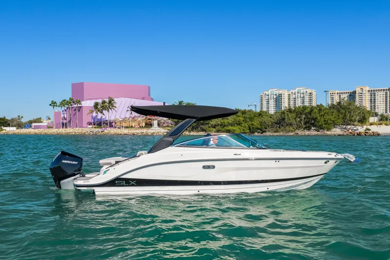 Slide: The Image of Sea Ray SLX 260 Outboard 2026 - 0