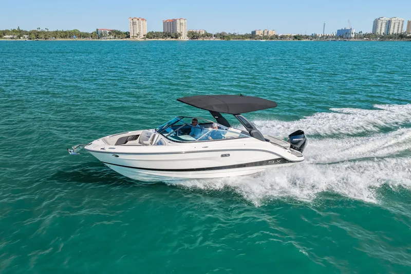 Slide: The Image of Sea Ray SLX 260 Outboard 2026 - 11