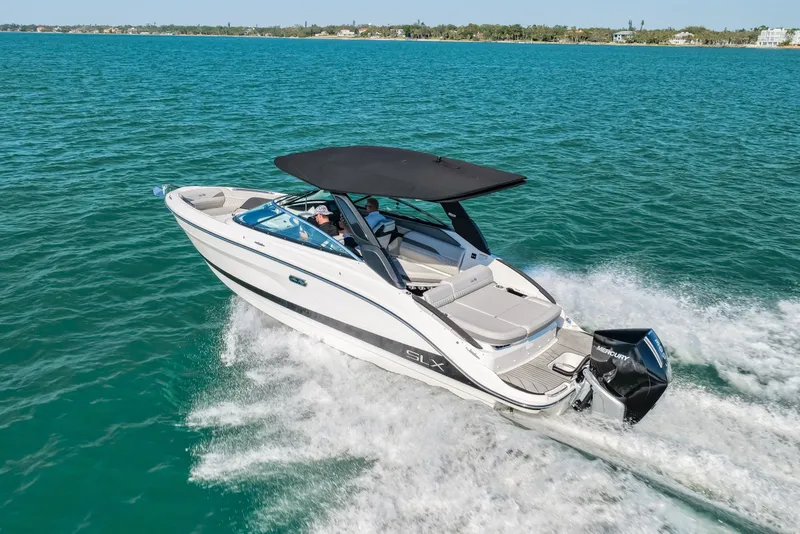 Slide: The Image of Sea Ray SLX 260 Outboard 2026 - 20