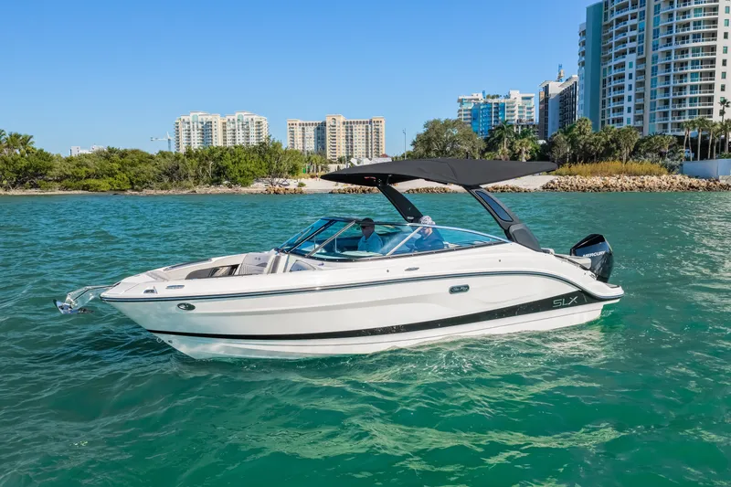 Slide: The Image of Sea Ray SLX 260 Outboard 2026 - 4