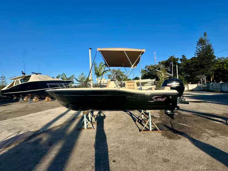 Slide: The Image of Scout 175 Sport Dorado 2025 - 11