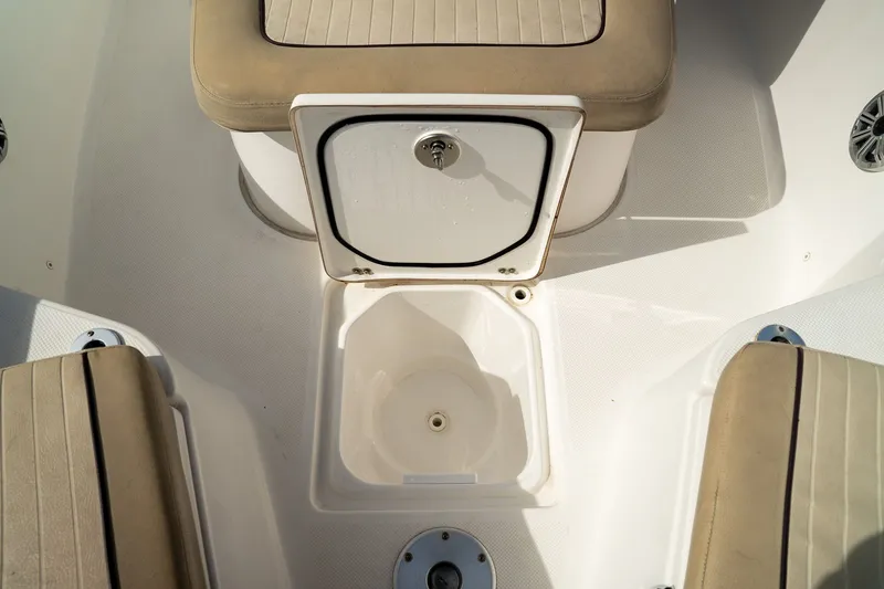 Slide: The Image of Sea Fox 226 Commander 2018 - 12