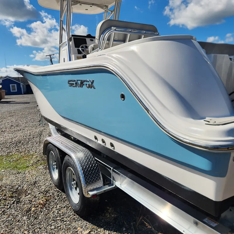 Slide: The Image of Sea Fox 248 Commander 2023 - 1