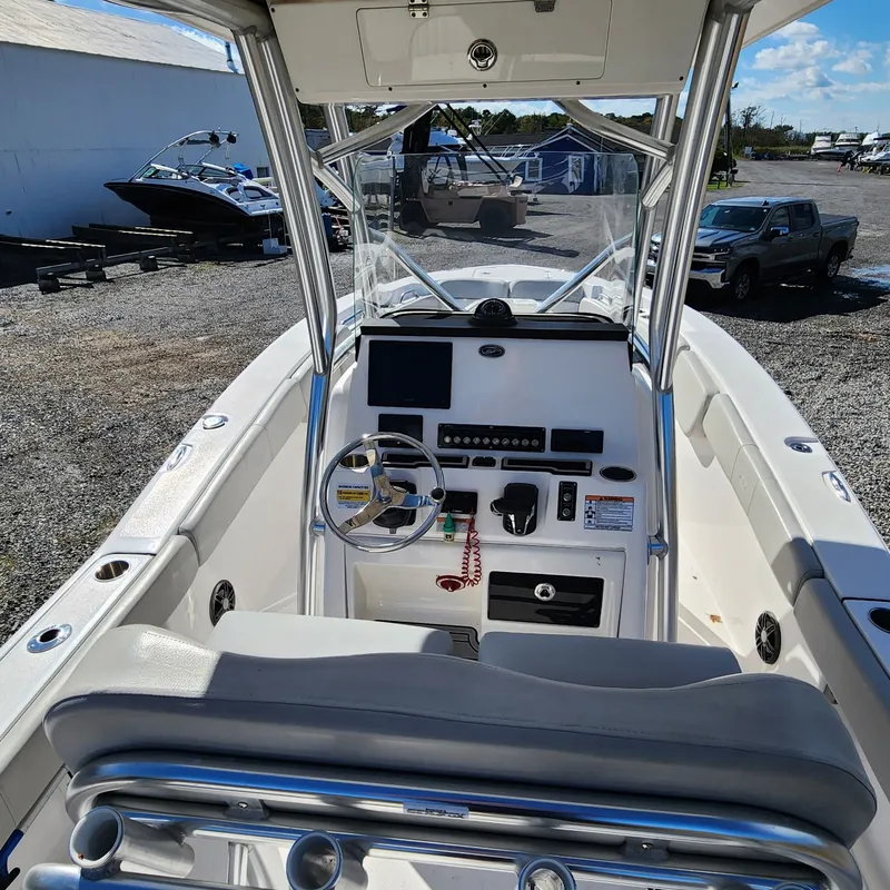 Slide: The Image of Sea Fox 248 Commander 2023 - 9