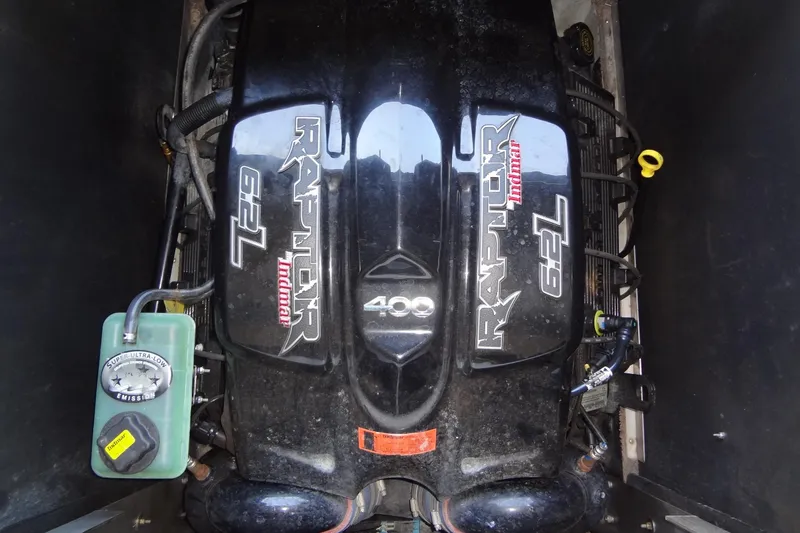 Slide: The Image of 2017 MB SPORTS F22 Tomcat engine, Raptor 6.2L, super ultra-low emissions. - 33